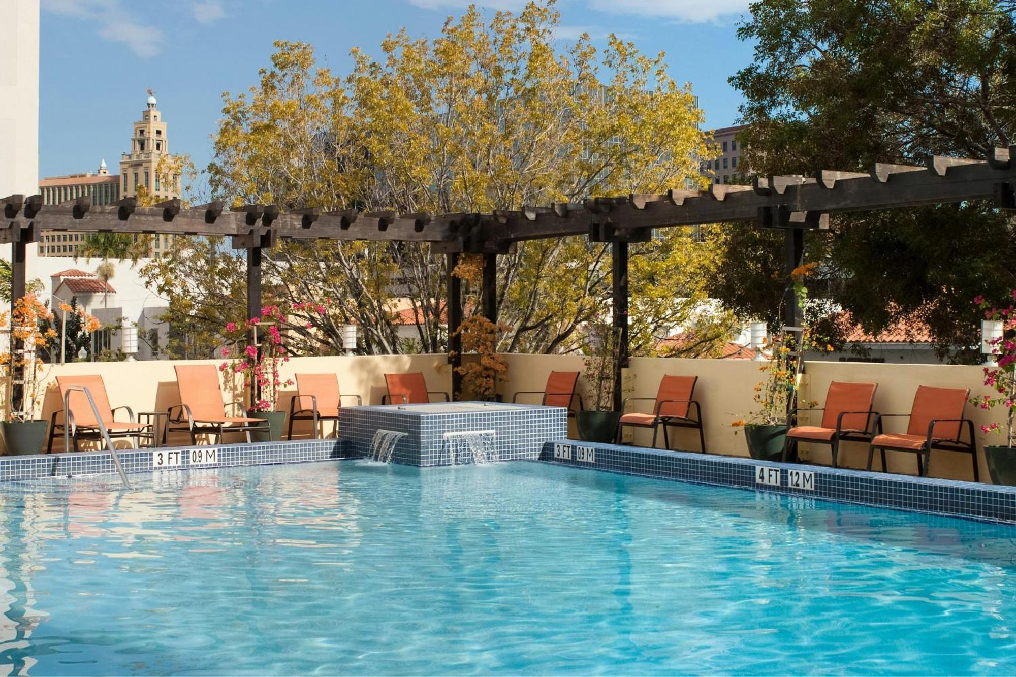 Courtyard Miami Coral Gables Hotel Kültér fotó